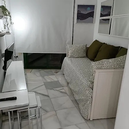 Apartment Alaska Centro Rosaleda