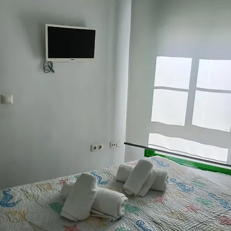 Alaska Centro Rosaleda Apartment
