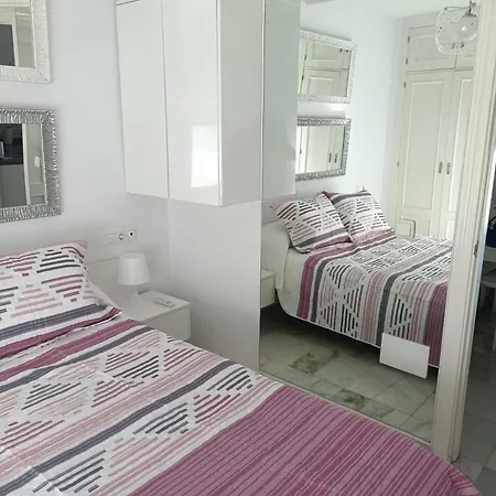 Apartment Alaska Centro Rosaleda Málaga